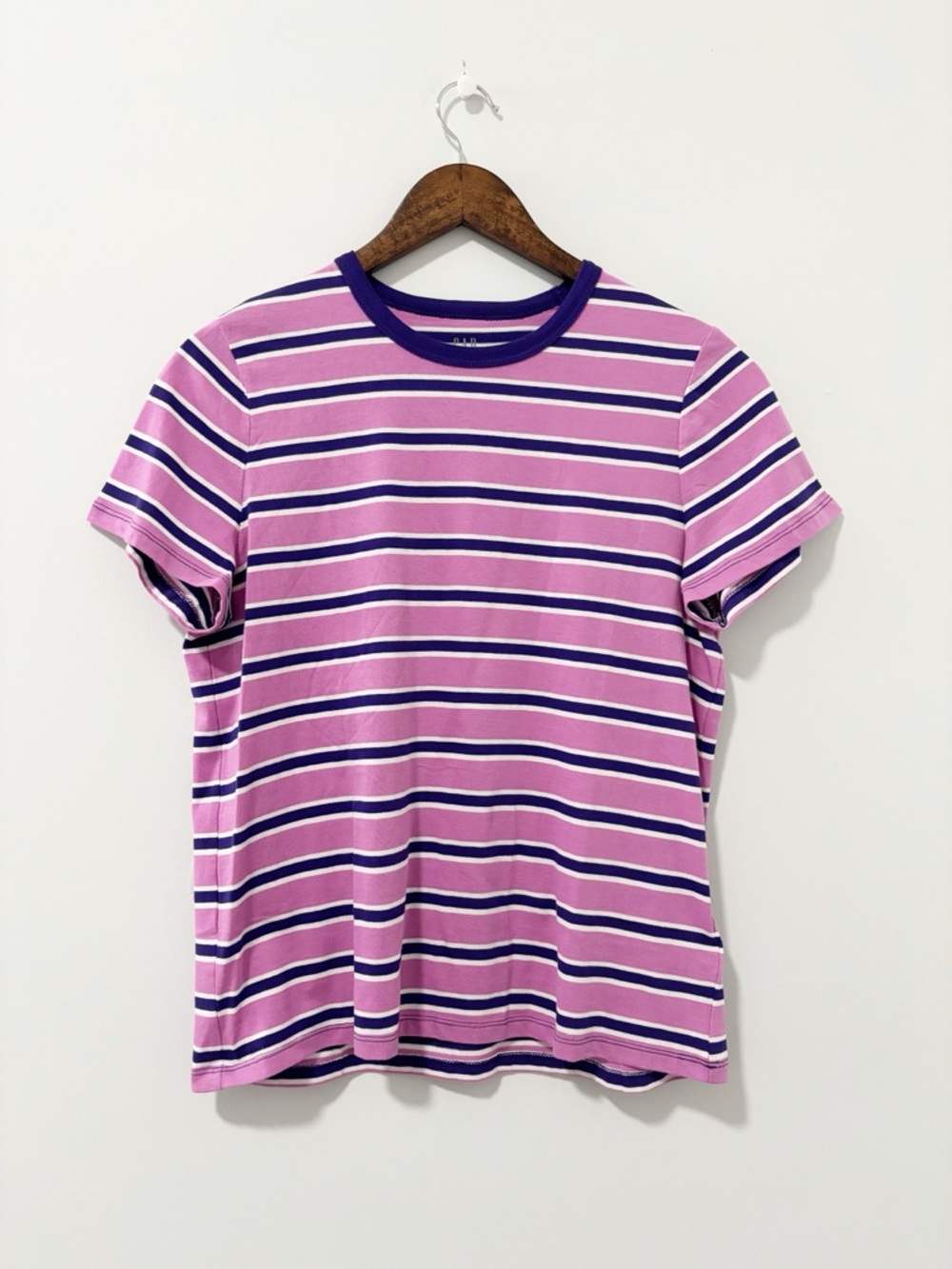 GAP Favorite Striped Crewneck T-shirt Womens Size Medium Pink Purple Preppy